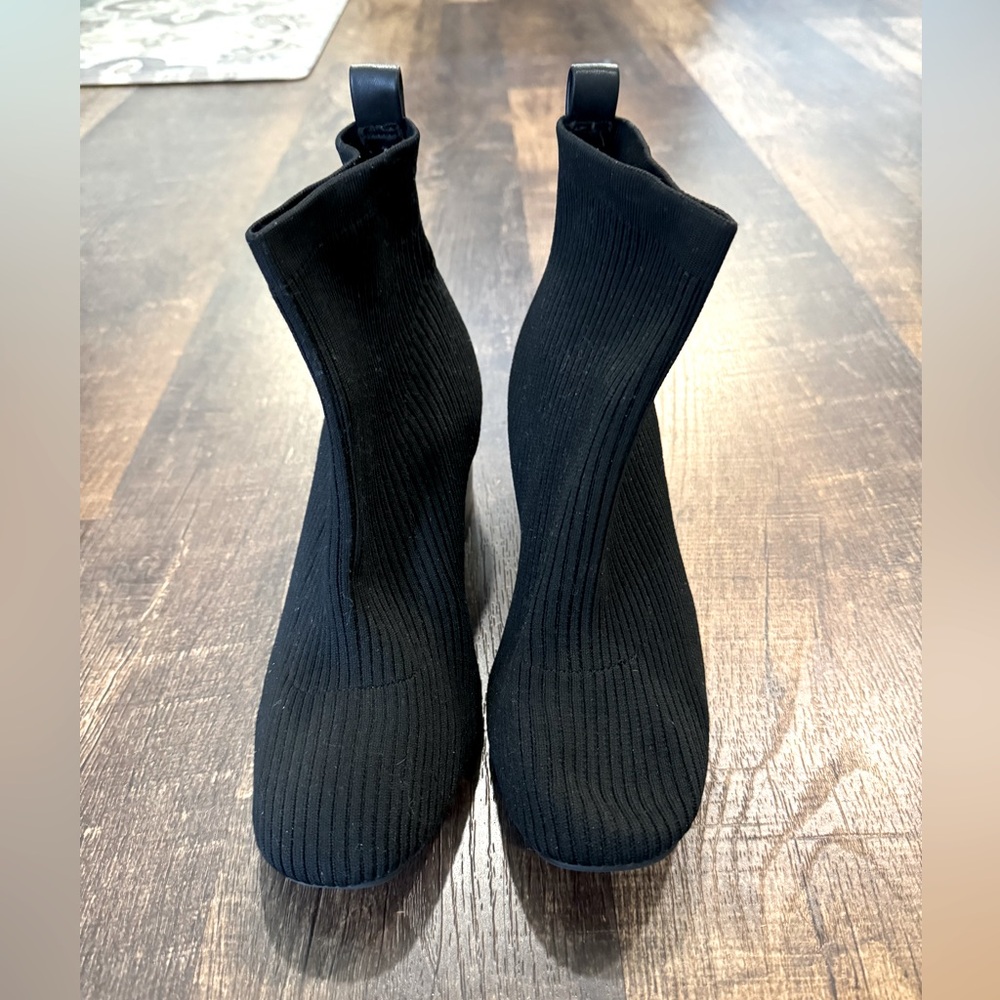 LC Lauren Conrad Black Ankle Boots